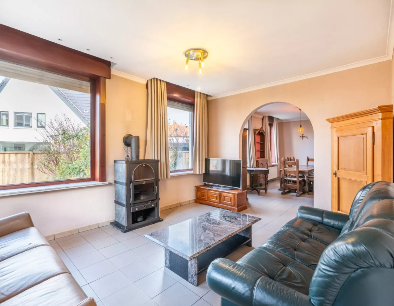 Te renoveren villa met 4 slaapkamers in Koksijde-Bad