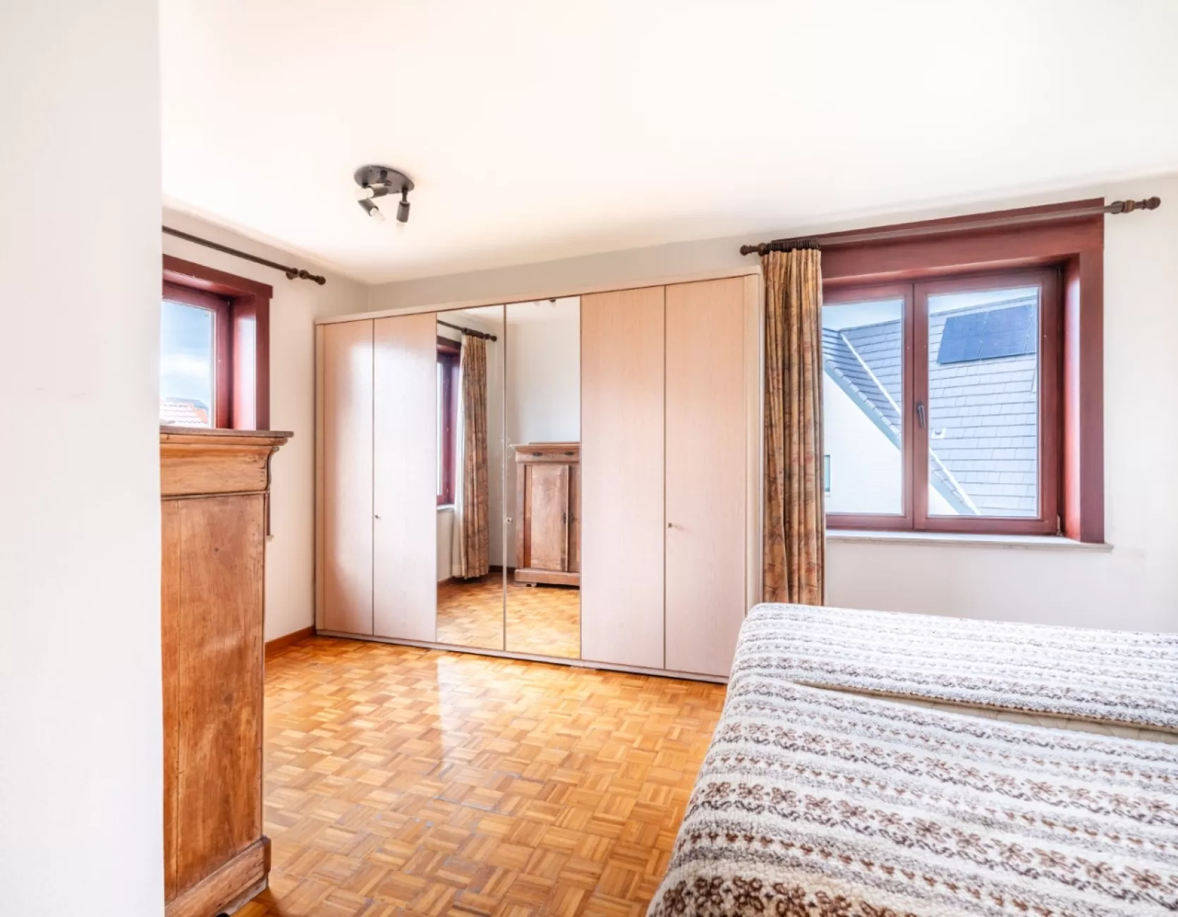 Te renoveren villa met 4 slaapkamers in Koksijde-Bad