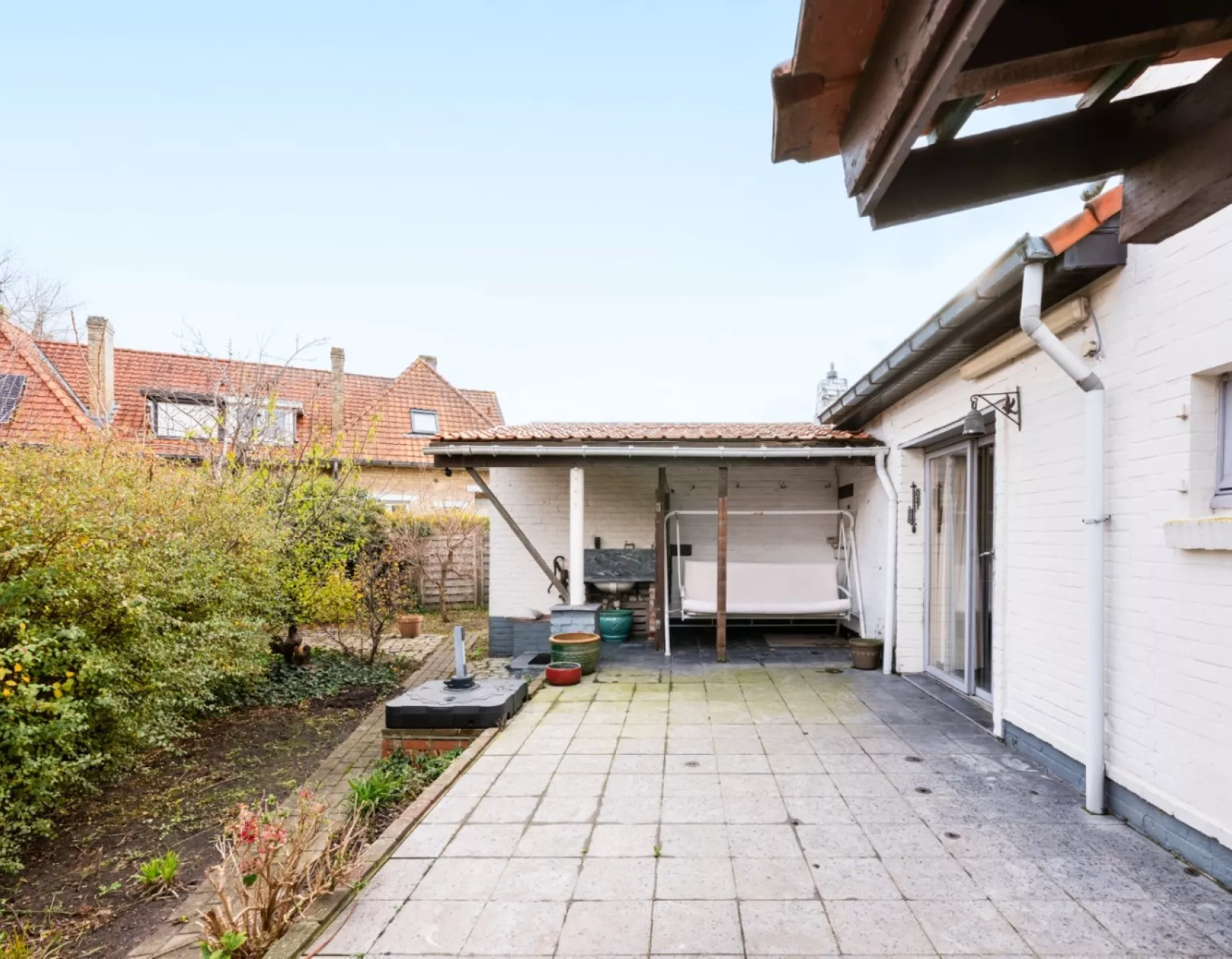 Te renoveren villa met 4 slaapkamers in Koksijde-Bad