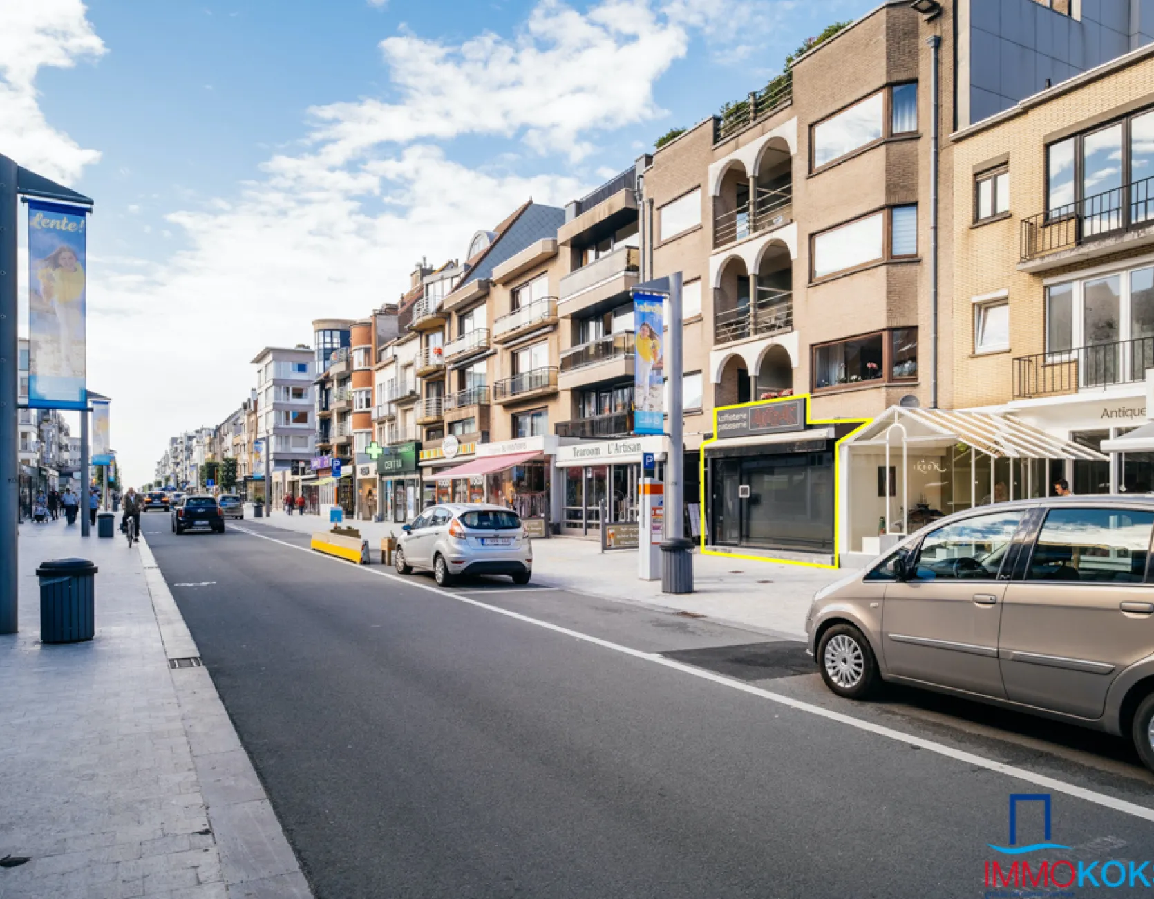 <p><strong>Uiterst commercieel gelegen handelsgelijkvloers in de Zeelaan - Koksijde-Bad </strong></p>